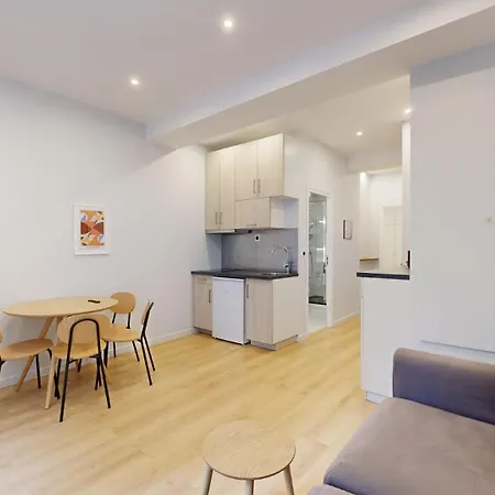 Bluestay 173 - Au Coeur De Apartment Paris